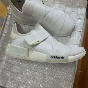 Adidas New. No box. Never worn. Size 8 Women’s Sneakers.